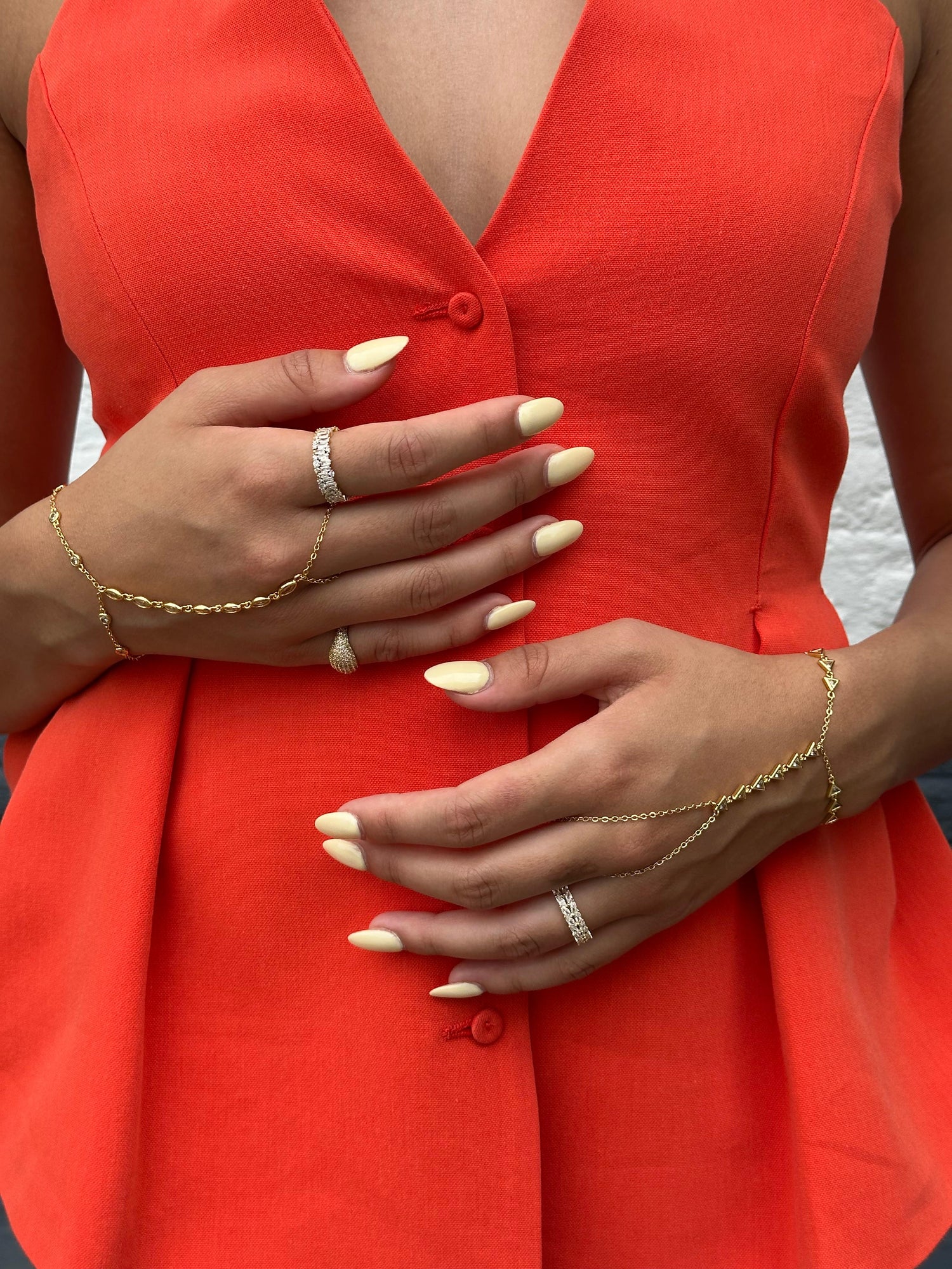 HANDCHAINS